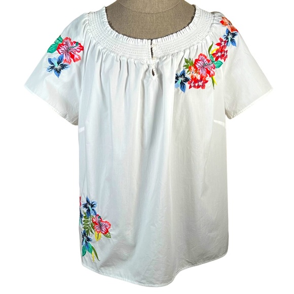 Talbots Woman Cool Cotton Floral Embroidered Blouse With Smocked Necklin… - Picture 1 of 14